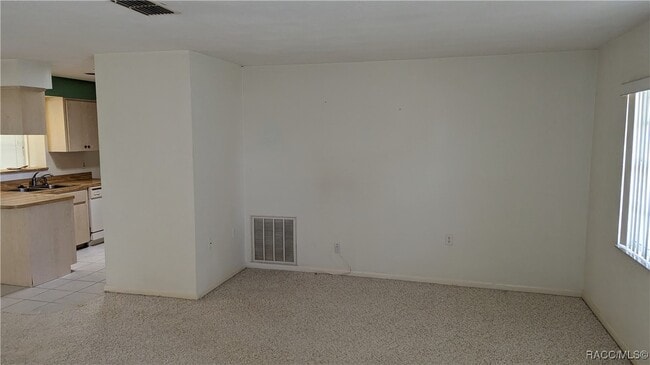 Building Photo - 52 S J Kellner Blvd