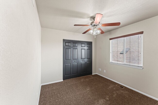 Building Photo - Wonderful Home