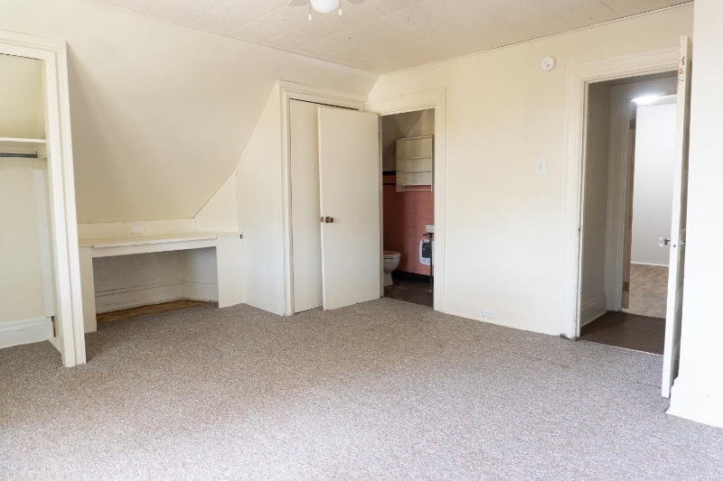 Building Photo - 299 N Balph Ave