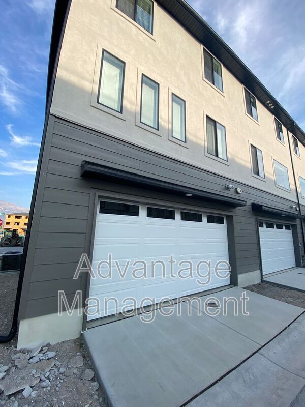 Building Photo - 531 S 1080 W