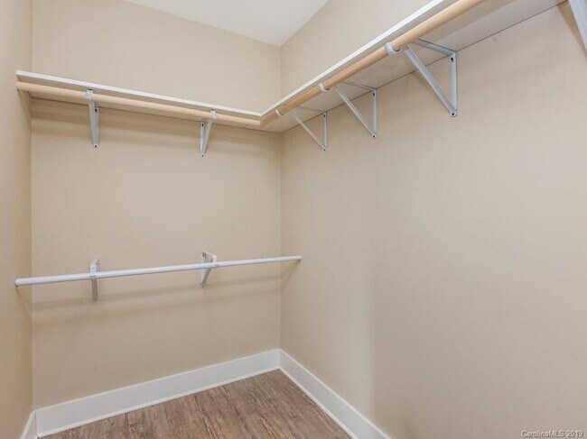 Building Photo - Modern Asheville Rental