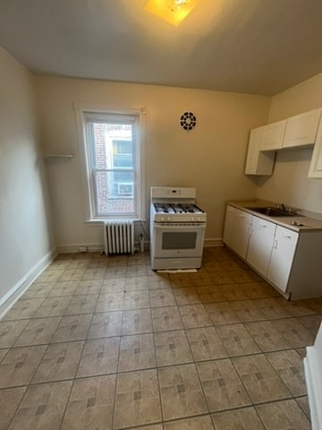 Kitchen - 5430 N Fairhill St