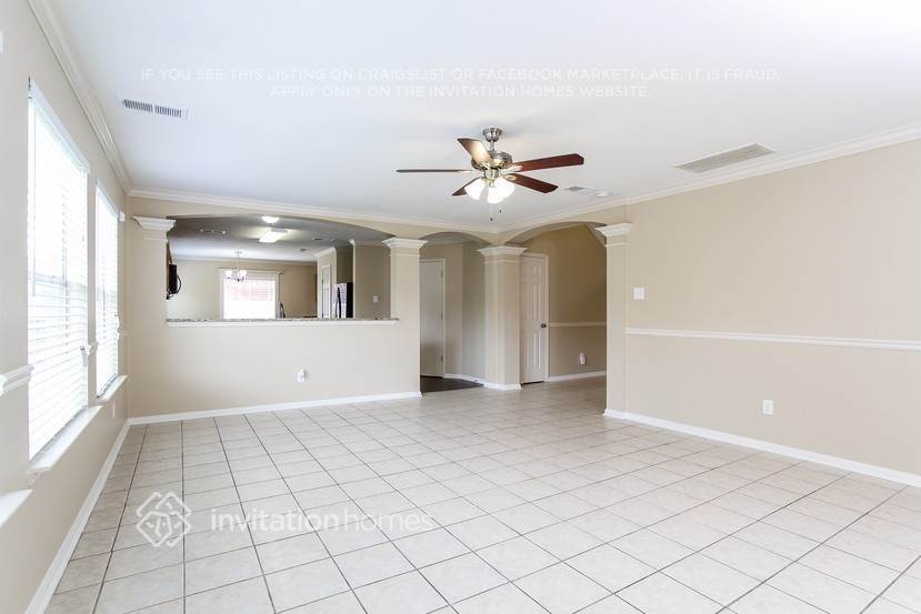 Building Photo - 21346 Hadrian Dr