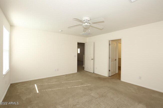 Building Photo - 4717 E Betty Elyse Ln