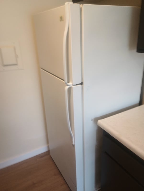 Building Photo - 9415 California Ave