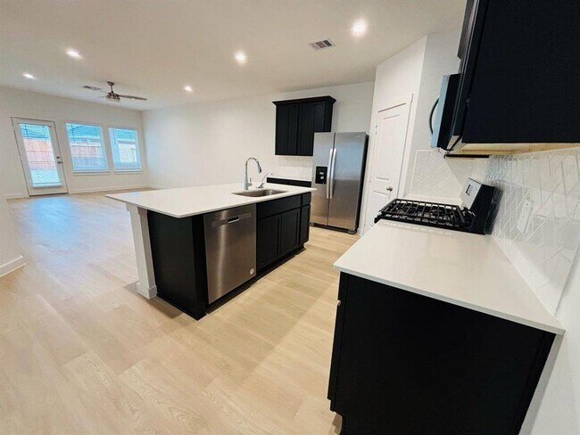 Building Photo - 1719 Mazzini Dr