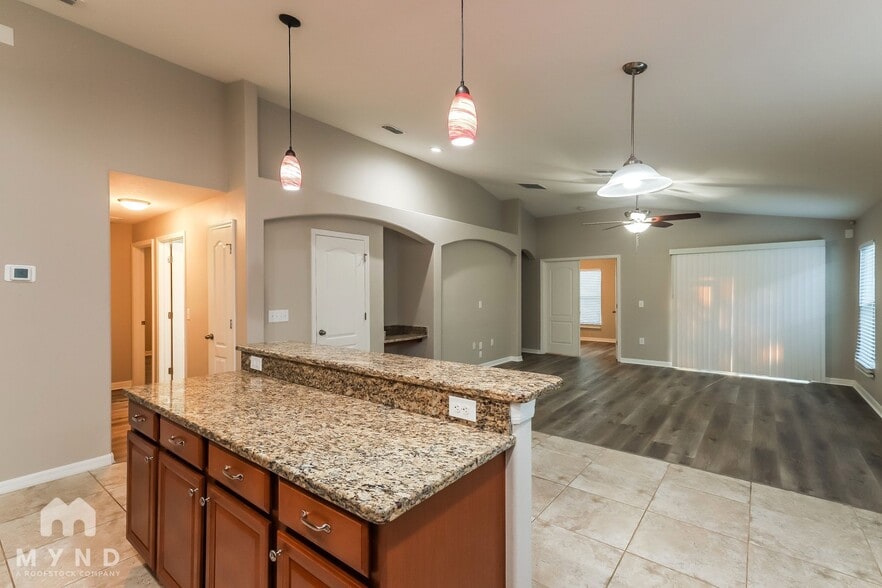 Building Photo - 10313 Summer Azure Dr