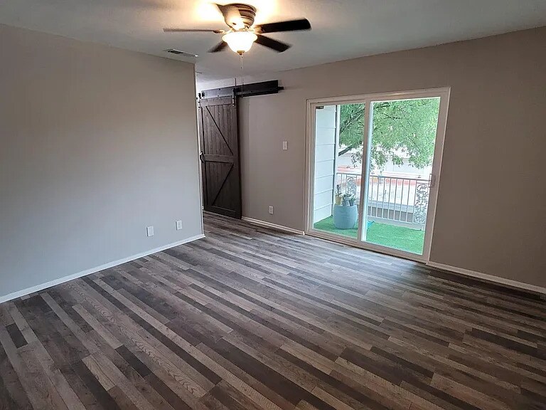 Building Photo - 11839 Petal Dr