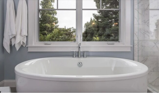 Building Photo - Stunning Designer Home in South Los Altos on a Premier Cul-de-sac.