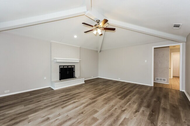 Building Photo - 1134 Madlynne Dr