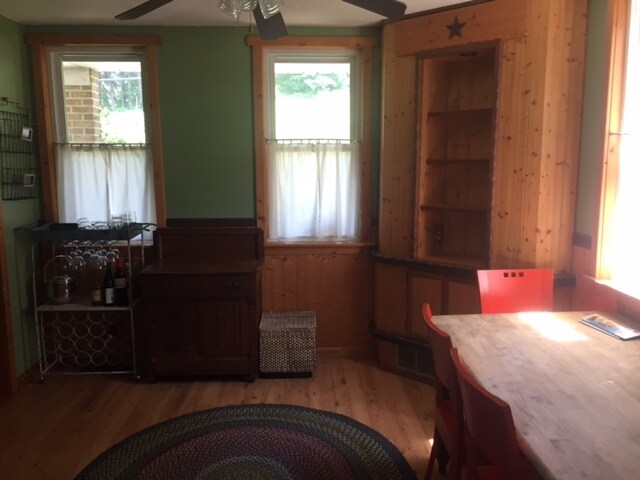 Building Photo - 755 Prospect Rd