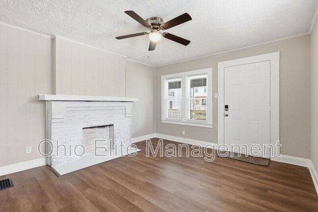 Building Photo - 783-785 S 18th St