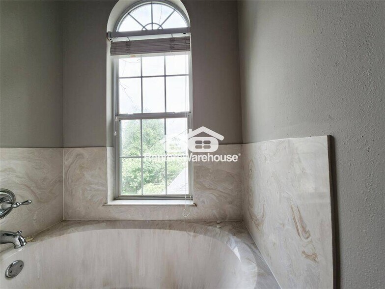 Building Photo - 4306 Ennis St