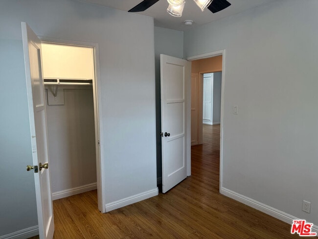 Building Photo - 4123 W Toluca Lake Ave