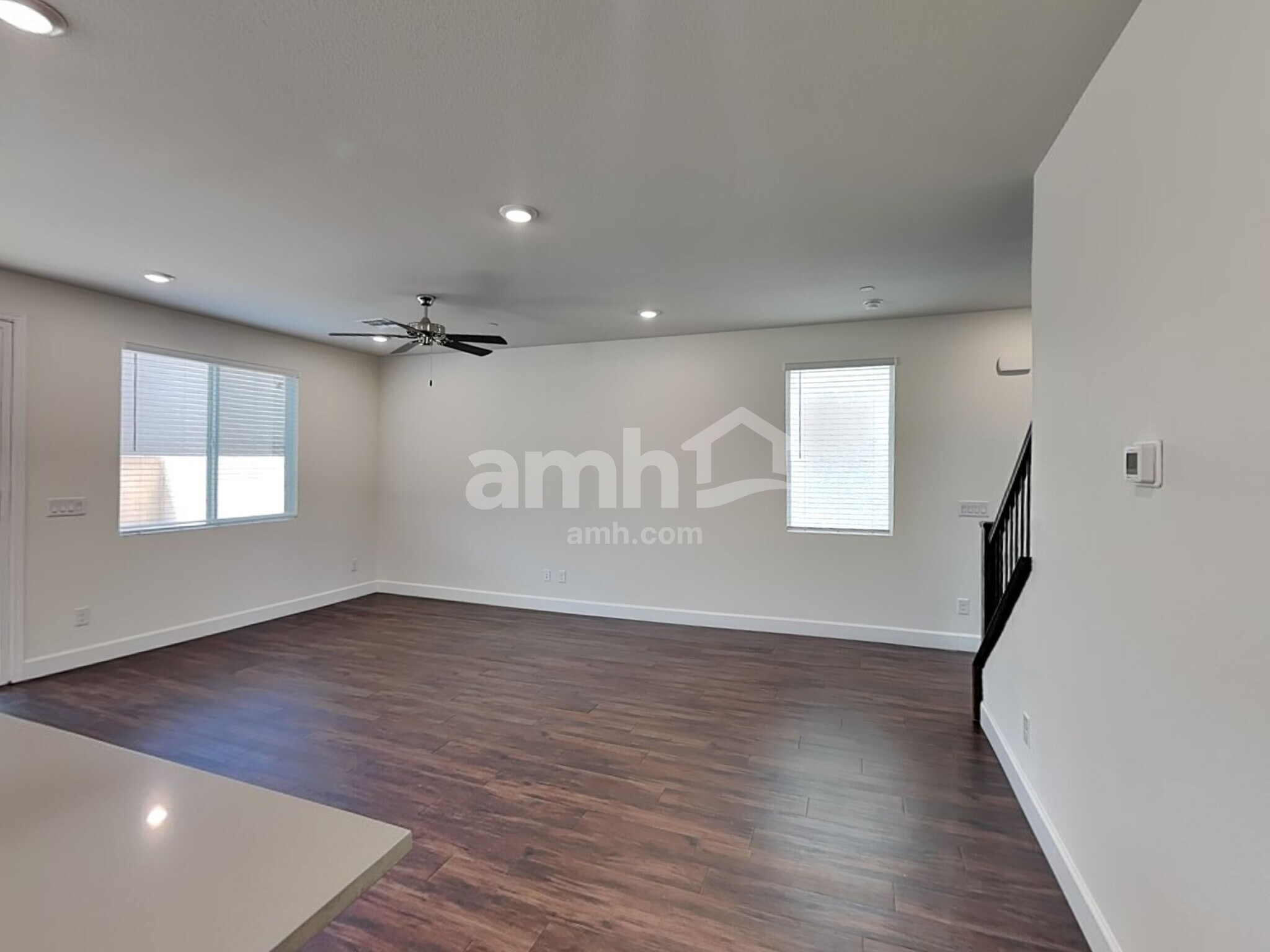 Building Photo - 126 Charmante Tulip Lane