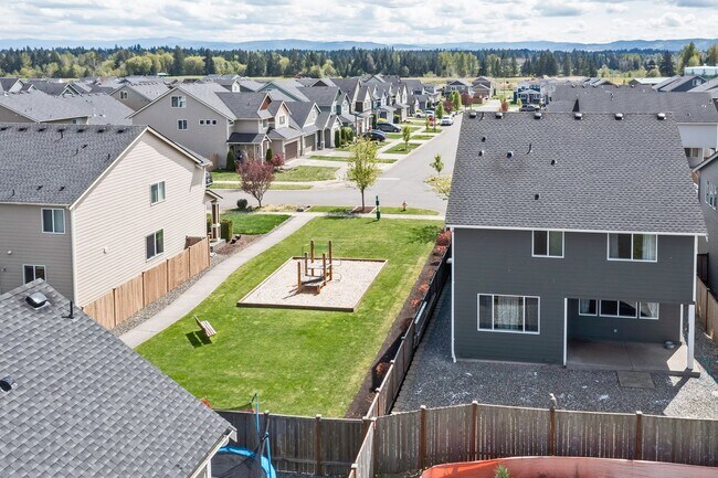 Building Photo - 14398 99th Way Southeast