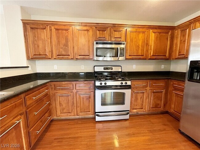 Building Photo - 1176 Claire Rose Ave