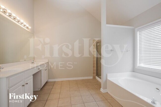 Building Photo - 3014 Oconee Ln