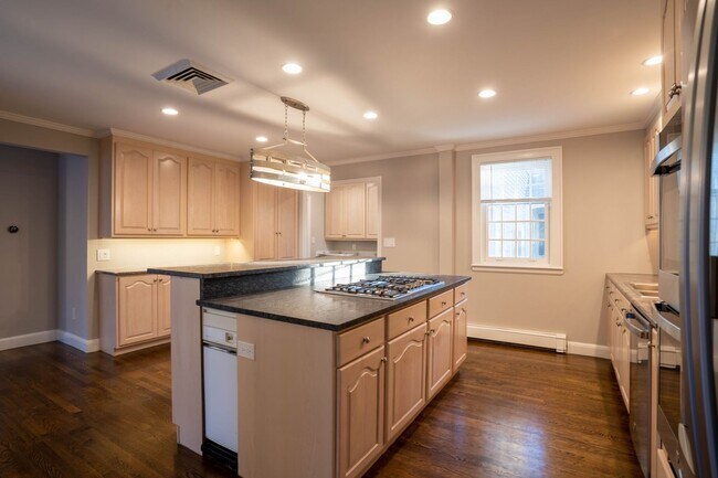 Building Photo - 36 Puddingstone Ln
