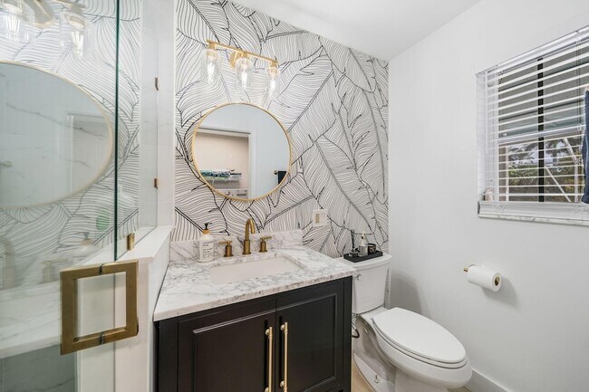 Building Photo - 864 Whippoorwill Row