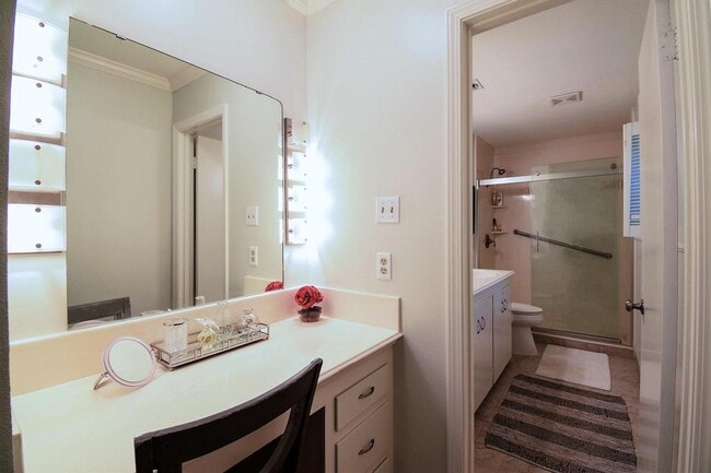 Building Photo - 34122 Pecan Hill Dr