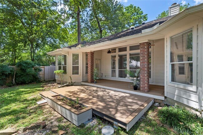 Building Photo - 11 Belcarra Pl