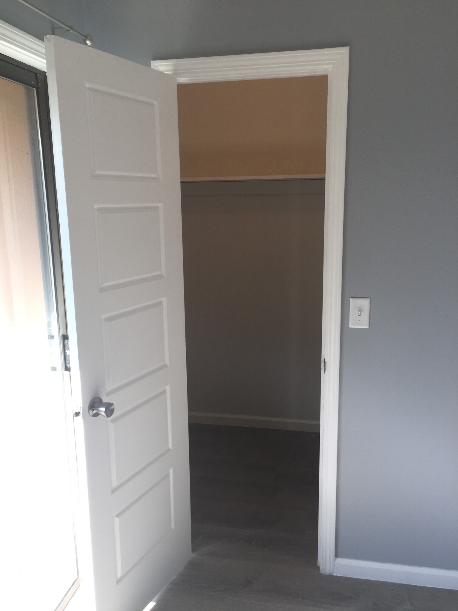 Building Photo - 7767 Betsy Ross Cir