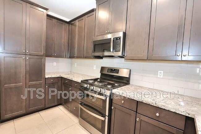 Building Photo - 3513 Birdland Ave