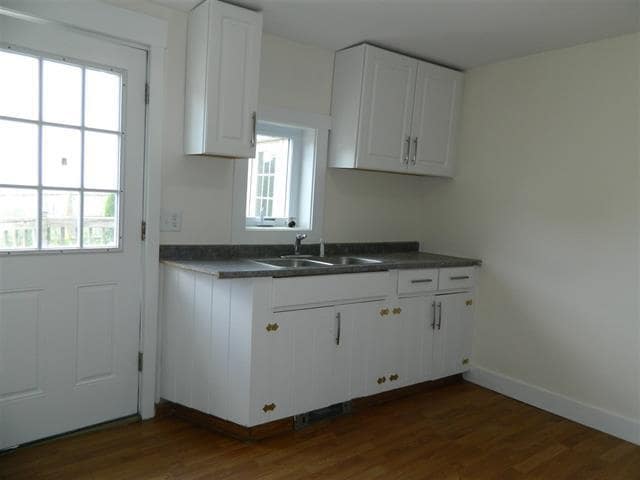 Building Photo - 167 Pleasant St