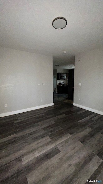 Building Photo - 222 Hallock Ave