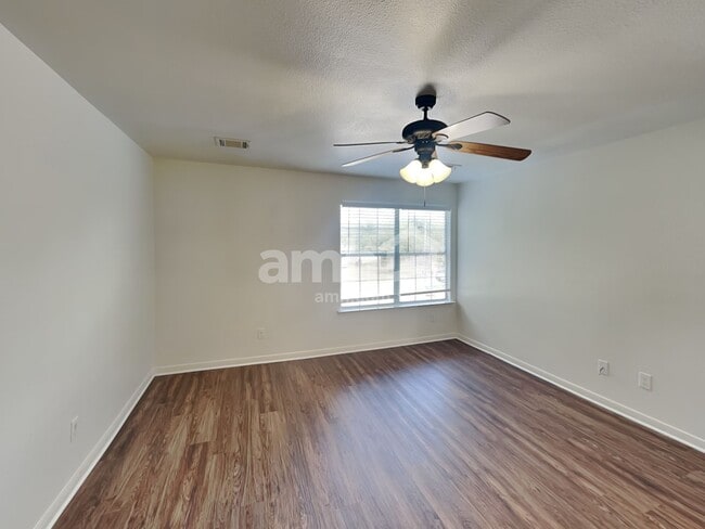 Building Photo - 4345 Medina River Loop