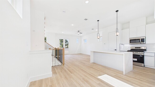 Building Photo - 5314 Terry St