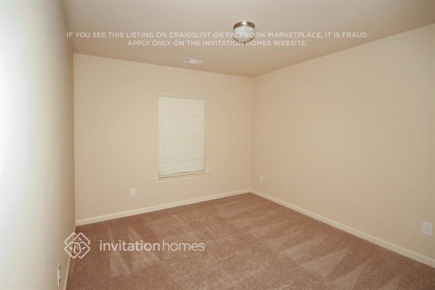 Building Photo - 3600 Brookhollow Dr