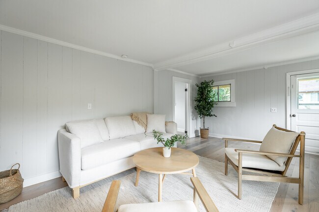 Living Room - 219 Vreeland St