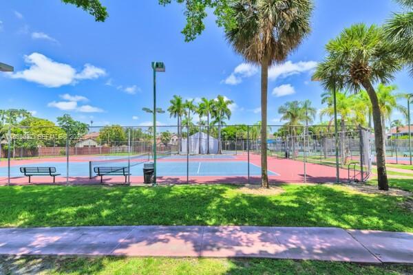 Building Photo - 6326 NW 170th Terrace