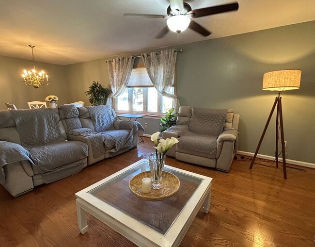 Building Photo - 116 Kane Dr