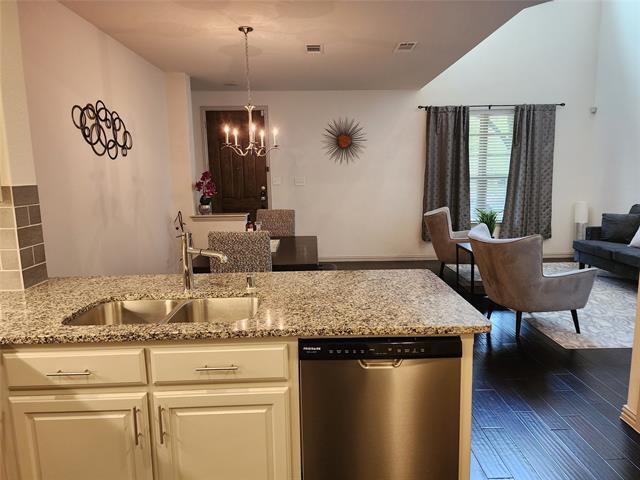 Building Photo - 4126 Cascade Sky Dr