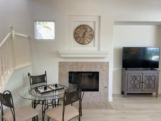 Building Photo - 11323 W San Raphael