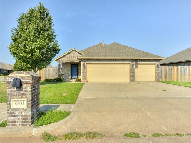 Primary Photo - 7201 Meadow Lake Dr