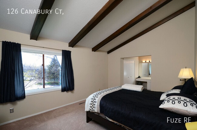 Building Photo - 126 Canabury Ct