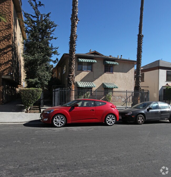 Building Photo - 1410-1412 N Mansfield Ave