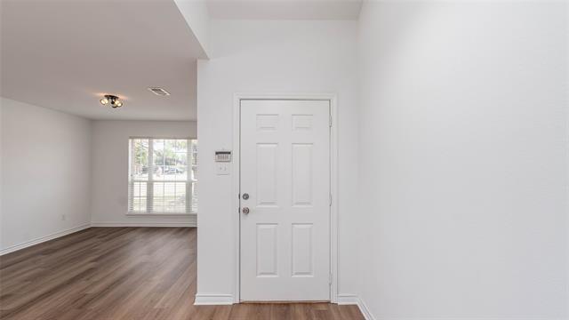 Building Photo - 402 Silver Mine Dr
