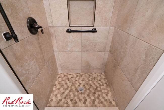 Building Photo - 2 Bedroom Townhome in Sky Ridge, Hurricane