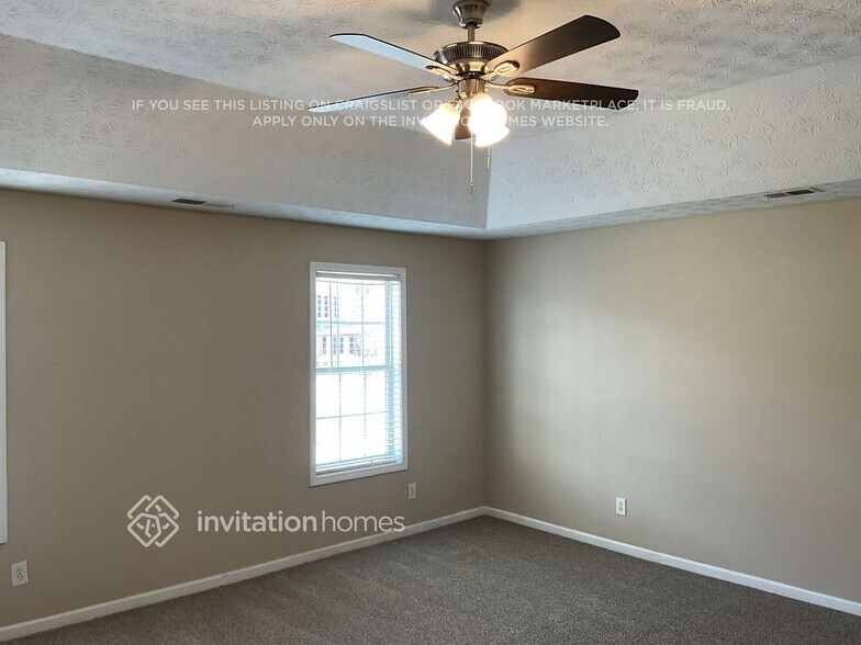 Building Photo - 2544 Tolliver Dr