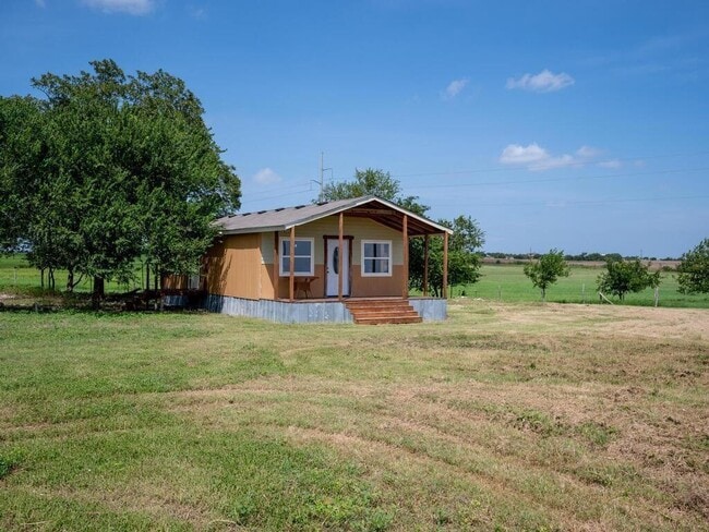 Building Photo - 161 CR 375