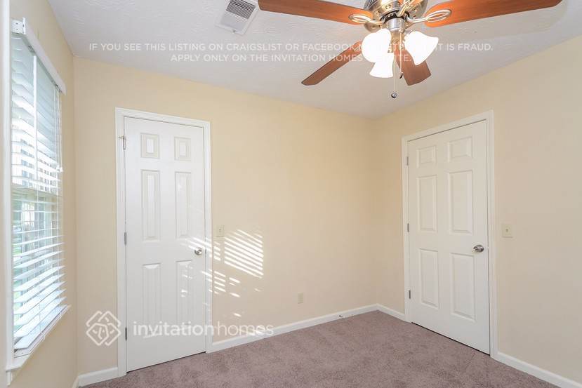 Building Photo - 3761 Apple Way