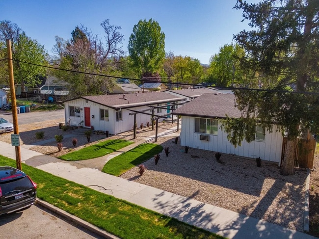 Building Photo - Charming 1 bed 1 bath in the heart of Boise, close to BSU & St. Luke's