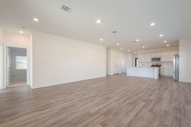 Building Photo - 5730 Knox Lndg Dr