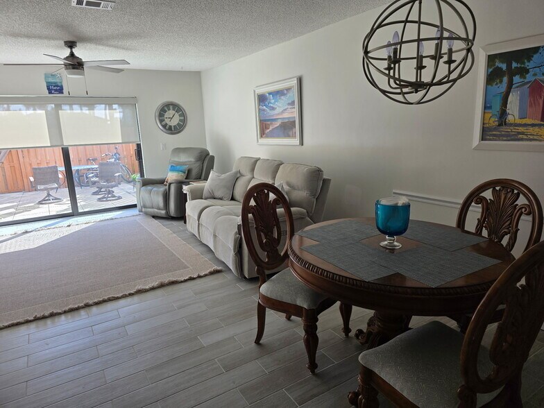 Building Photo - 4225 N Highway A1A