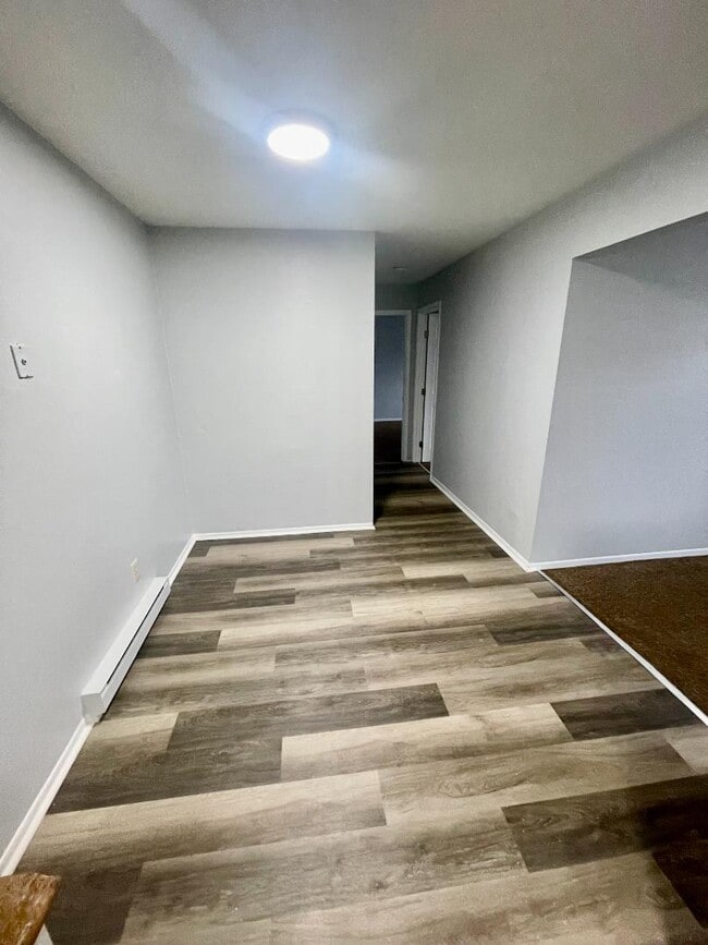 Building Photo - 1338 Brooke Park Dr